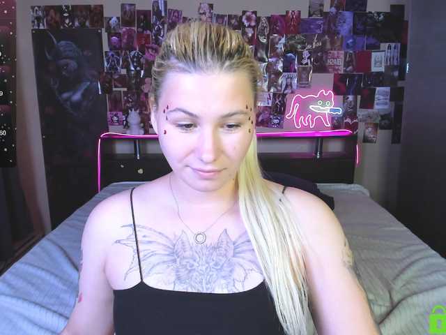 Ulya11Cutex live webcam show