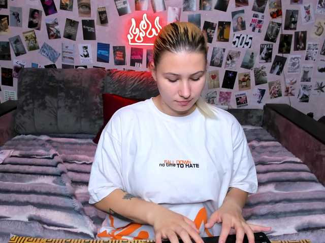 Ulya11Cutex live cam on BongaCams