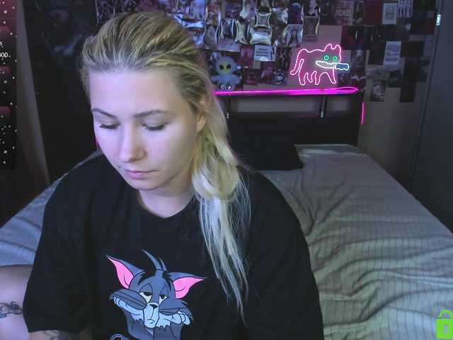 Ulya11Cutex live webcam show