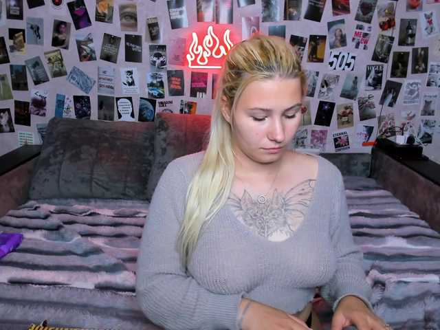 Ulya11Cutex live webcam show