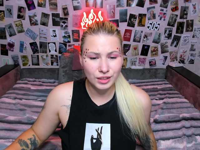 Ulya11Cutex live cam on BongaCams