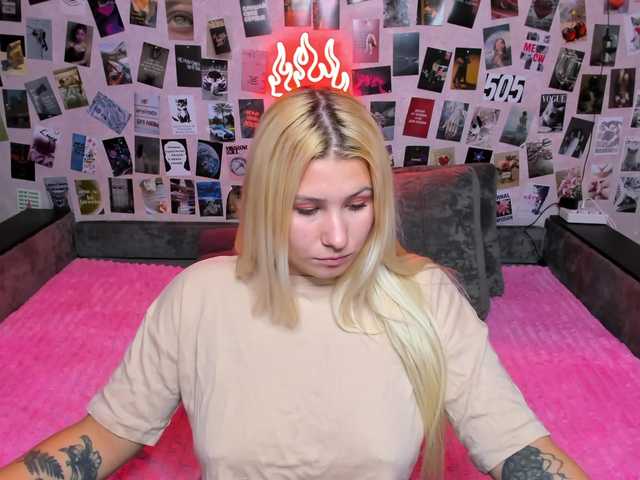 Ulya11Cutex live cam on BongaCams