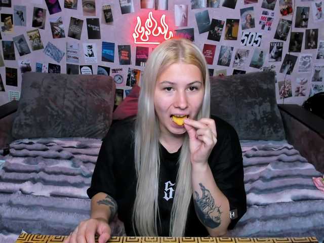 Ulya11Cutex live cam on BongaCams