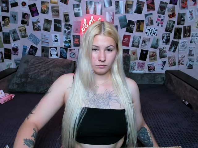 Ulya11Cutex live cam on BongaCams