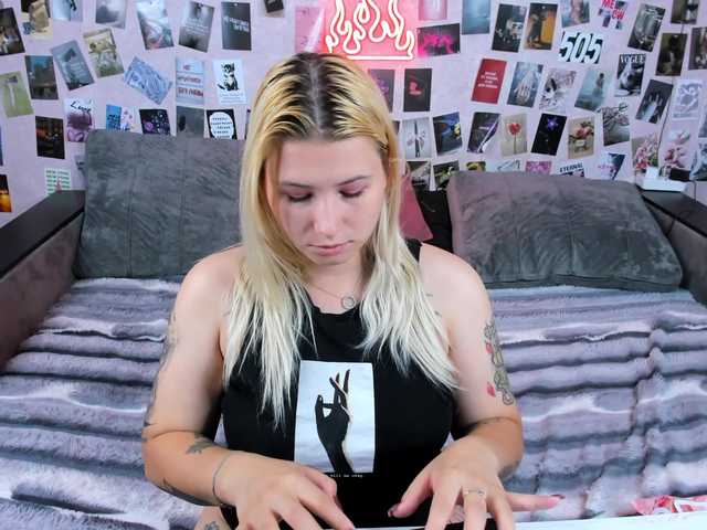 Ulya11Cutex live cam on BongaCams