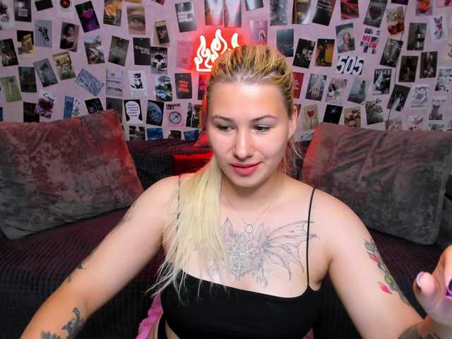 Ulya11Cutex live cam on BongaCams