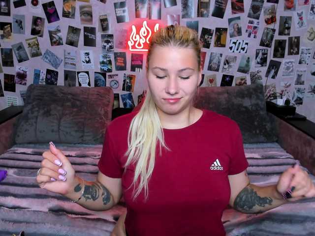 Ulya11Cutex live webcam show