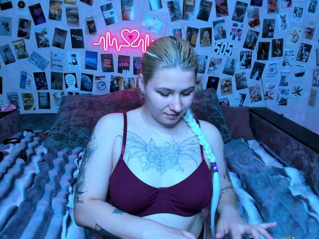 Ulya11Cutex Live Cam on BongaCams