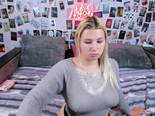 Ulya11Cutex live cam on BongaCams