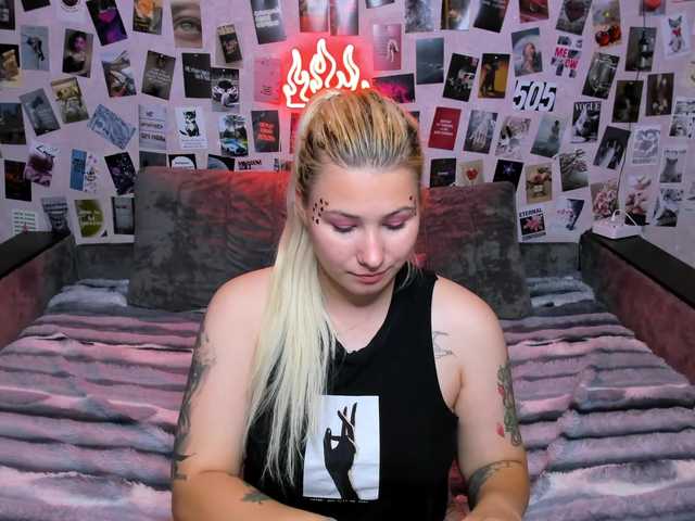 Ulya11Cutex live cam on BongaCams