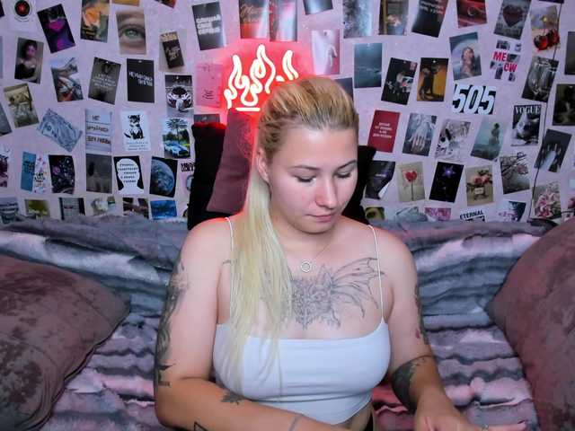 Ulya11Cutex live webcam show