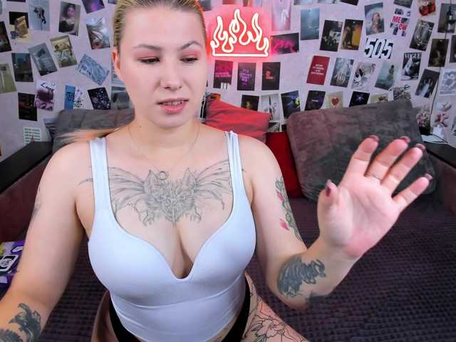 Ulya11Cutex live cam on BongaCams
