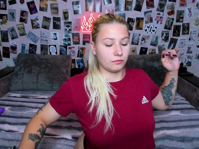 Ulya11Cutex live webcam show