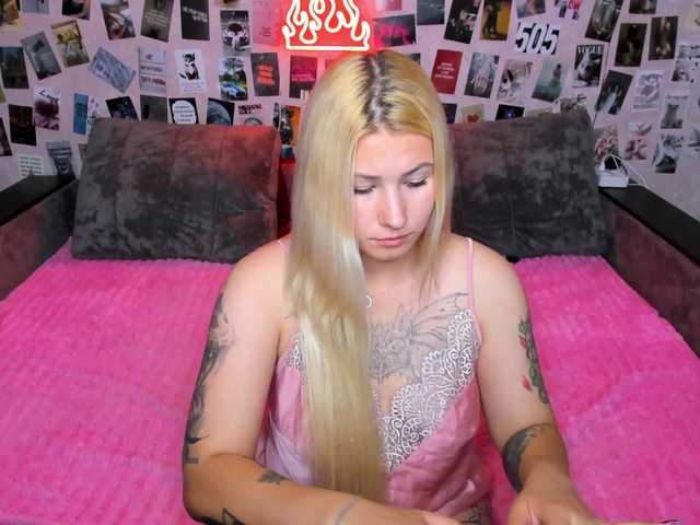 Ulya11Cutex live webcam show
