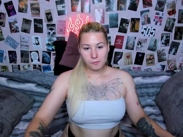 Ulya11Cutex live cam on BongaCams