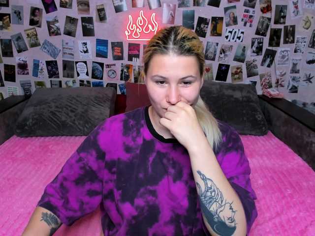 Ulya11Cutex live cam on BongaCams
