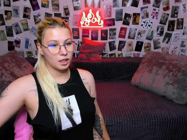 Ulya11Cutex live cam on BongaCams