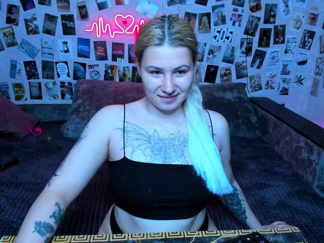 Ulya11Cutex's BongaCams show and profile