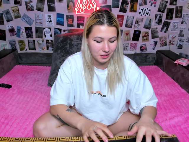 Ulya11Cutex live cam on BongaCams