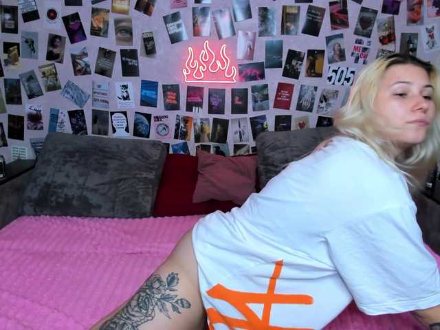 Ulya11Cutex live cam on BongaCams