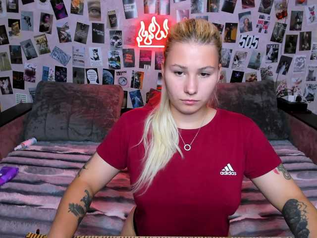 Ulya11Cutex live cam on BongaCams