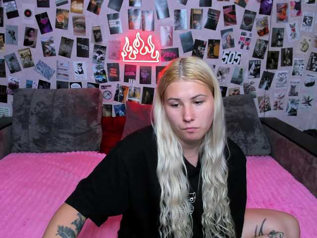 Ulya11Cutex live cam on BongaCams