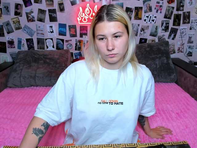 Ulya11Cutex live cam on BongaCams