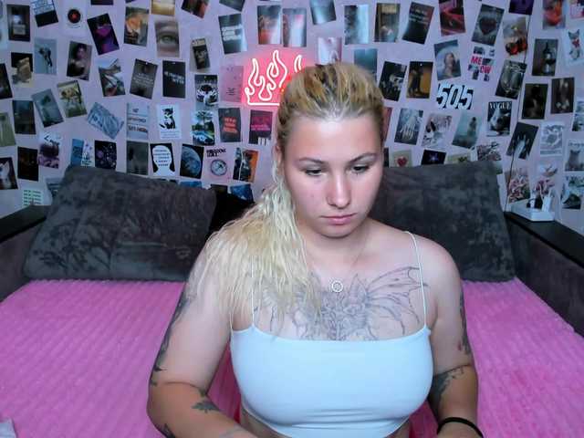 Ulya11Cutex live cam on BongaCams