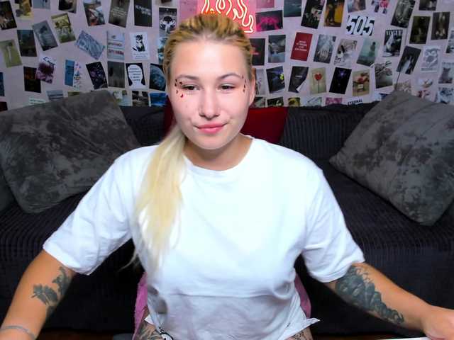 Ulya11Cutex live webcam show