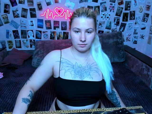 Ulya11Cutex's BongaCams show and profile