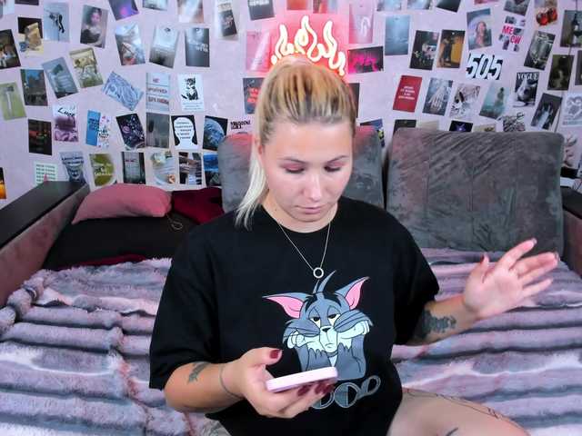 Ulya11Cutex live cam on BongaCams