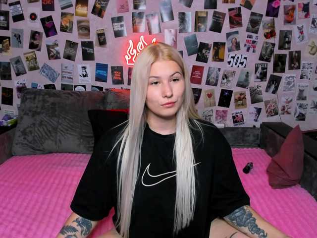 Ulya11Cutex live cam on BongaCams