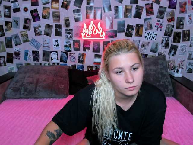 Ulya11Cutex live cam on BongaCams
