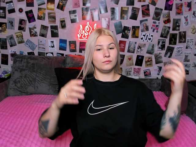 Ulya11Cutex live cam on BongaCams