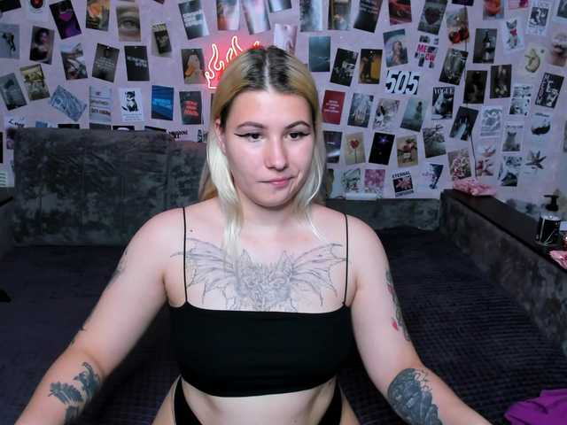Ulya11Cutex live cam on BongaCams