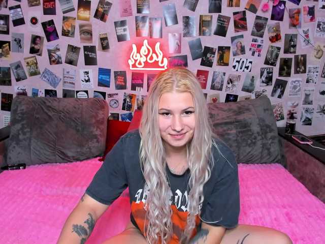 Ulya11Cutex live cam on BongaCams