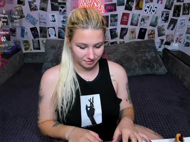 Ulya11Cutex live cam on BongaCams