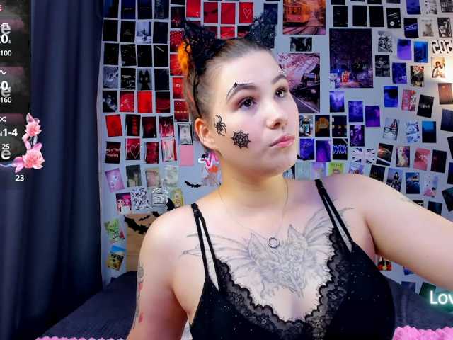Ulya11Cutex live cam on BongaCams