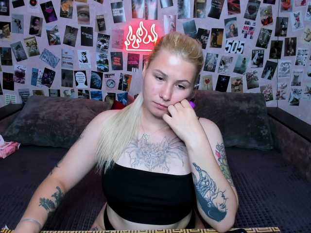 Ulya11Cutex live cam on BongaCams