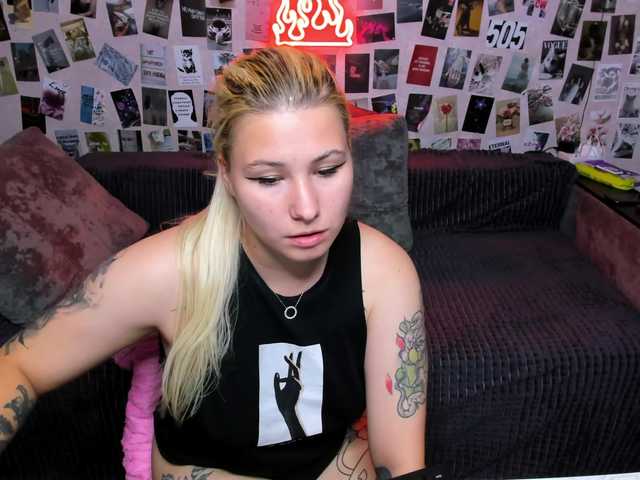 Ulya11Cutex live cam on BongaCams