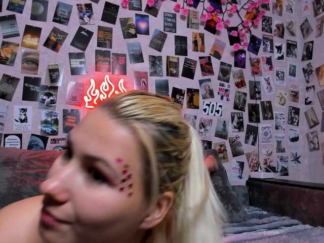 Ulya11Cutex live cam on BongaCams
