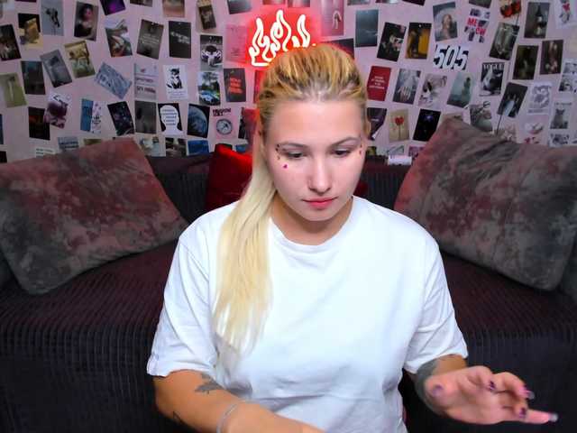 Ulya11Cutex live cam on BongaCams