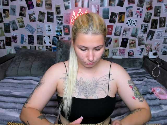 Ulya11Cutex live cam on BongaCams