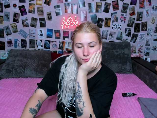 Ulya11Cutex live cam on BongaCams