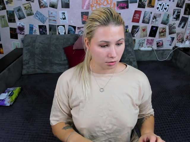 Ulya11Cutex live cam on BongaCams