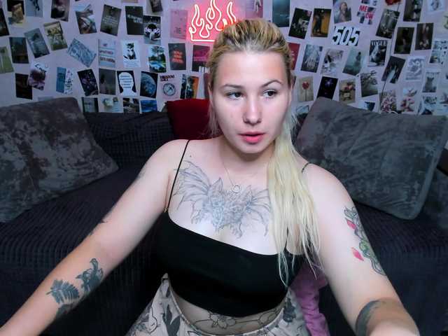 Ulya11Cutex live webcam show