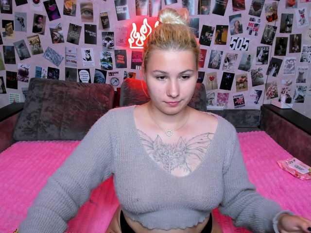 Ulya11Cutex live cam on BongaCams
