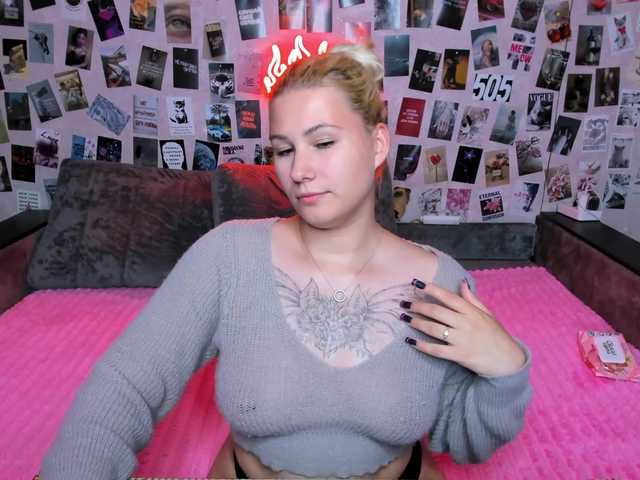 Ulya11Cutex live cam on BongaCams