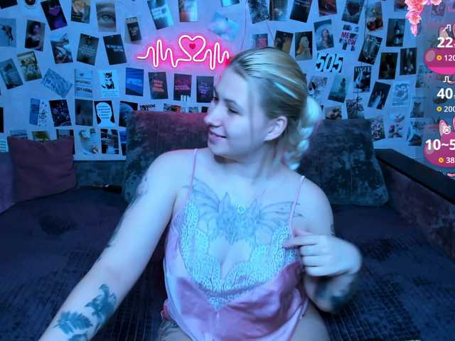 Ulya11Cutex's BongaCams show and profile