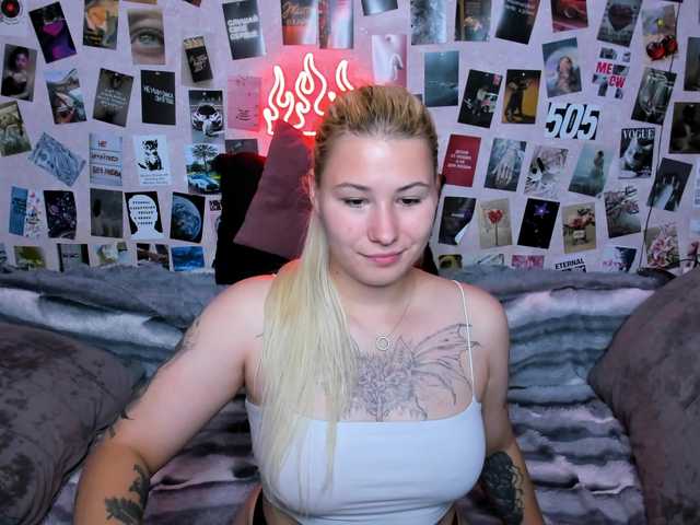 Ulya11Cutex live cam on BongaCams